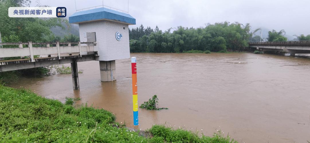 广东清远江河水位均降至警戒以下