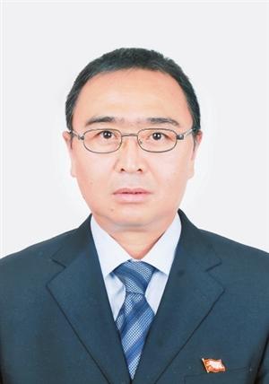 云南玉溪市委常委、红塔区委书记邓皓被查，系“80后”干部，主动投案